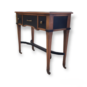 Νεοκλασική κονσόλα