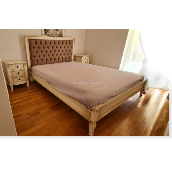 classic bedroom beds